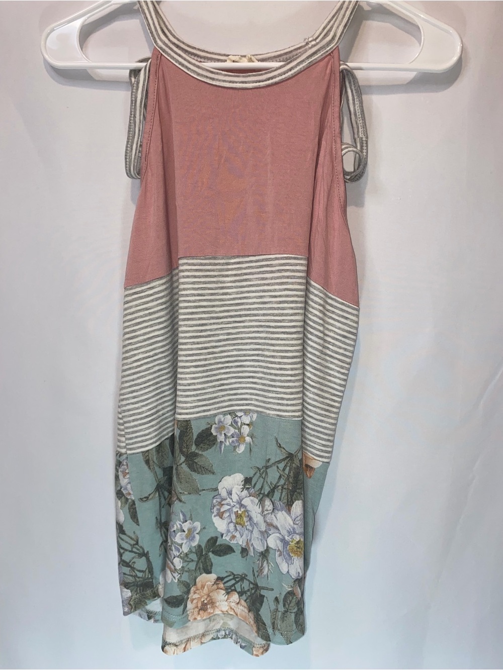 Lovely Melody Pink, Gray & Teal Floral Tank Top